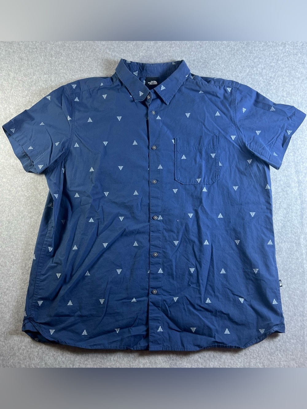 The North Face Men's Short-Sleeve Navy Button-Up Shirt men’s 2xl